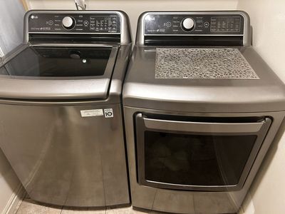 LG washer and dryer set