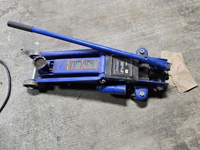 Duralast 2.5 Ton Floor Jack
