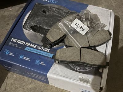 Jeep Wrangler JL Detroit Axle Premium Brake Rotors & Pads TRQ Wheel Bearing & Hub Assemblies - New