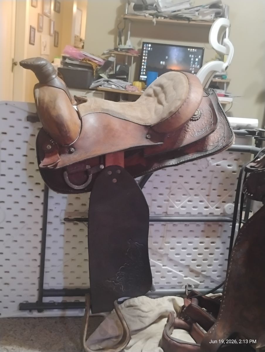 15 in western saddle 