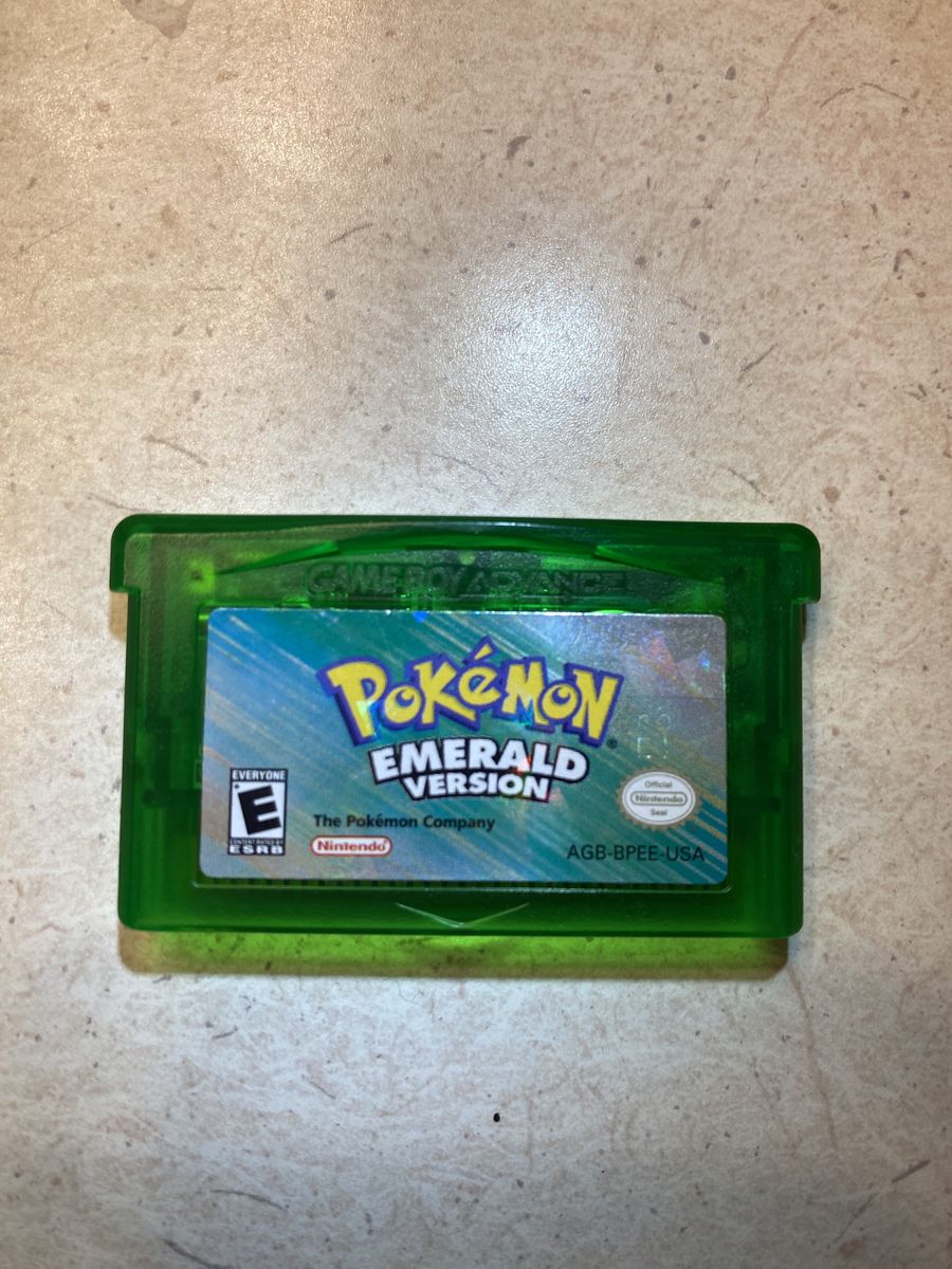 Pokemon Emerald Gameboy Original