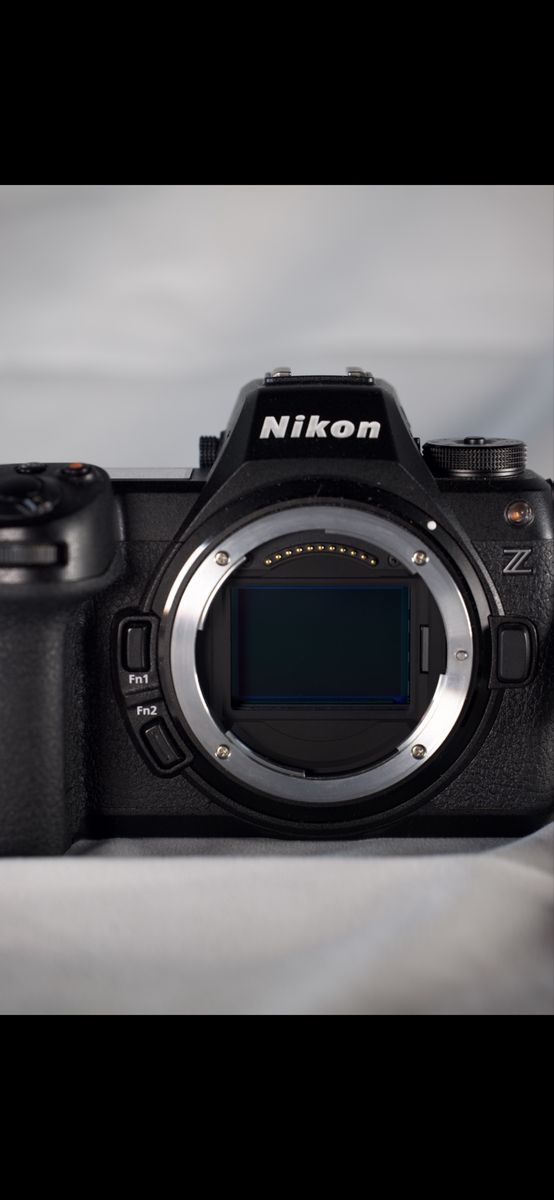 Nikon z6iii like new low shutter 
