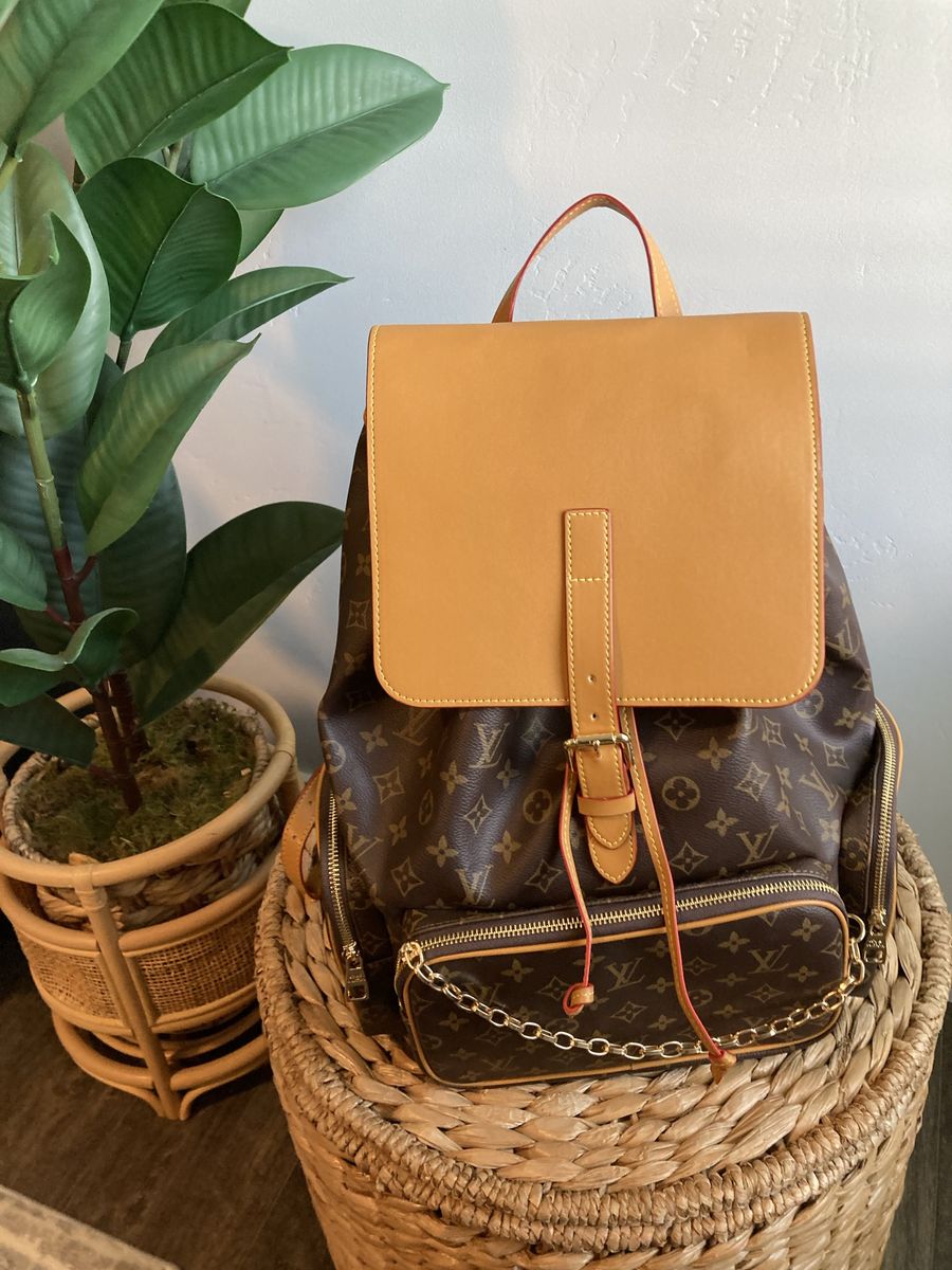 Louis Vuitton Monogram Montsouris Backpack with Gold Chain and Tan Leather Trim