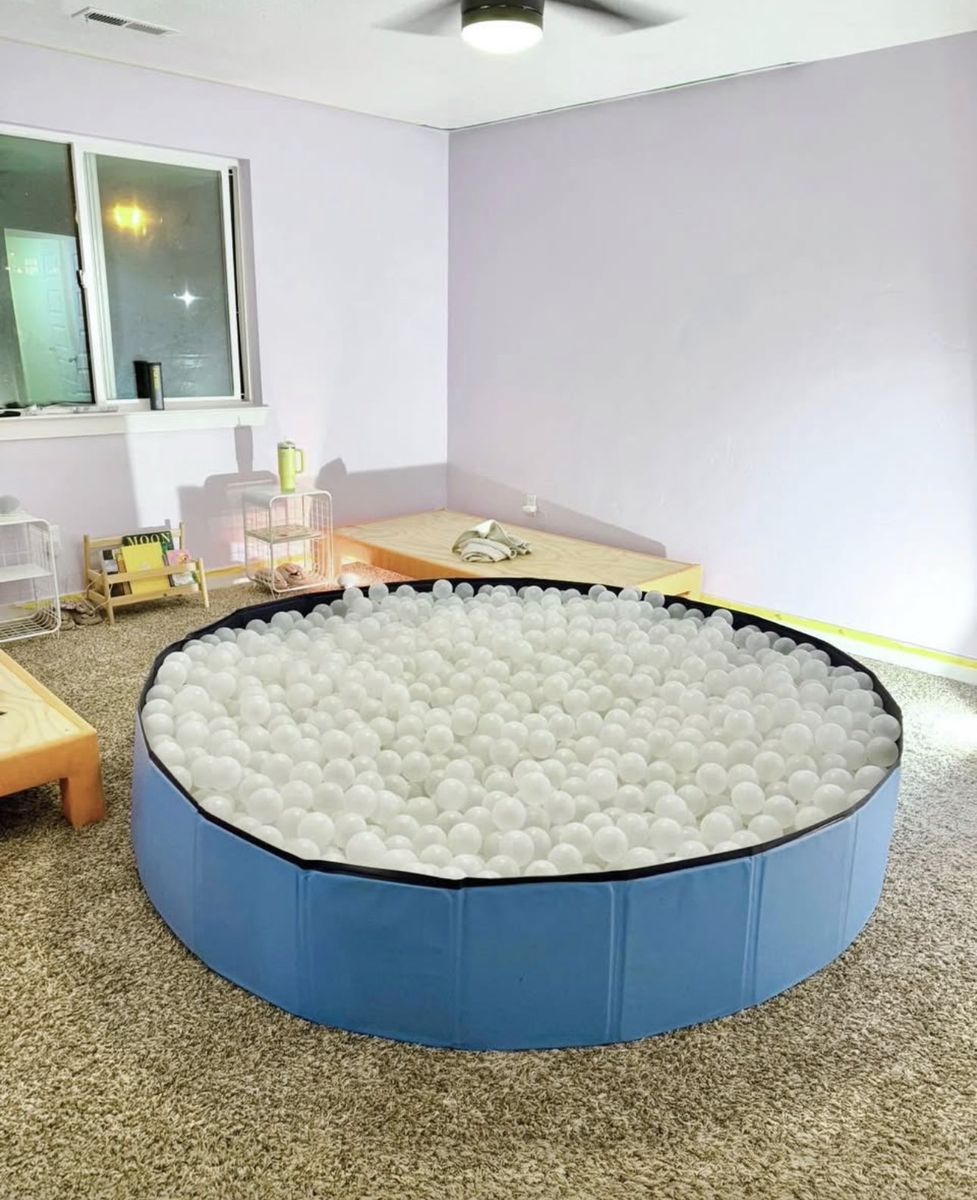 HUGE 7.25’ Ball Pit Sensory Pool w/Thousands of Commercial Grade Crush Proof Balls