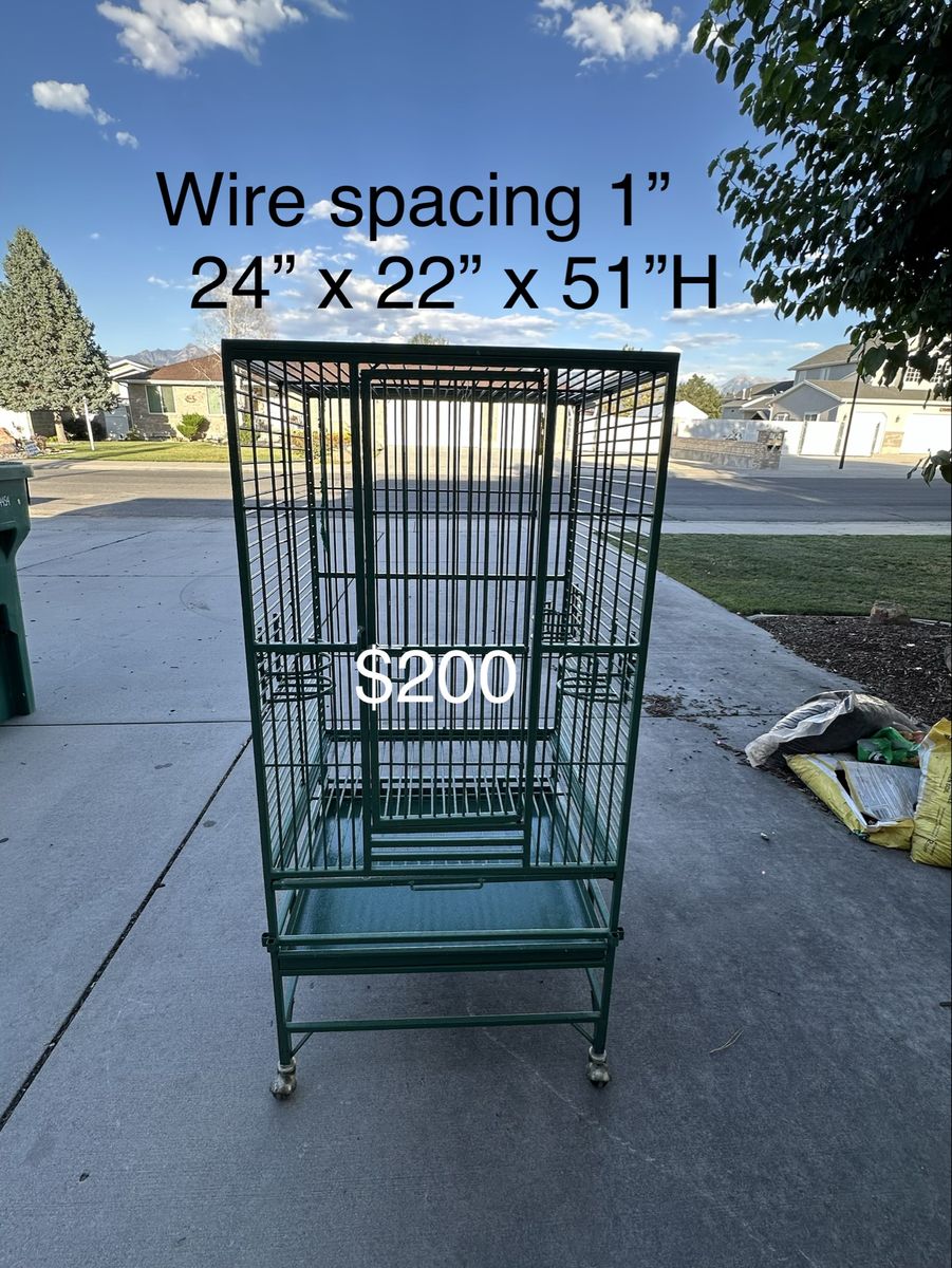 Parrot cage
