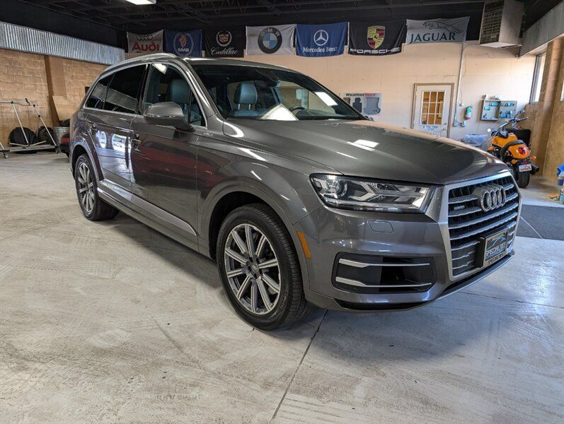 2019 Audi Q7 2.0T quattro Premium