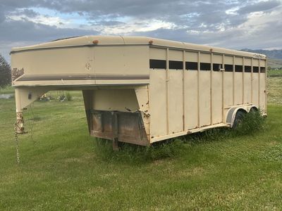 1997 Trails West stock trailer