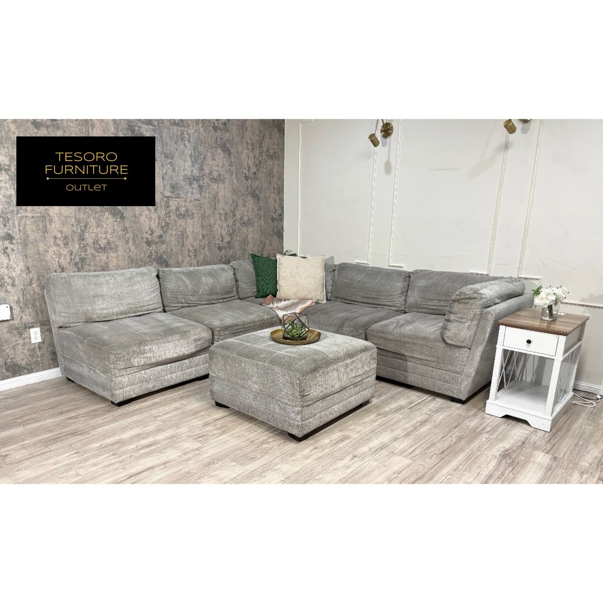MODULAR SECTIONAL AMAZING DEAL