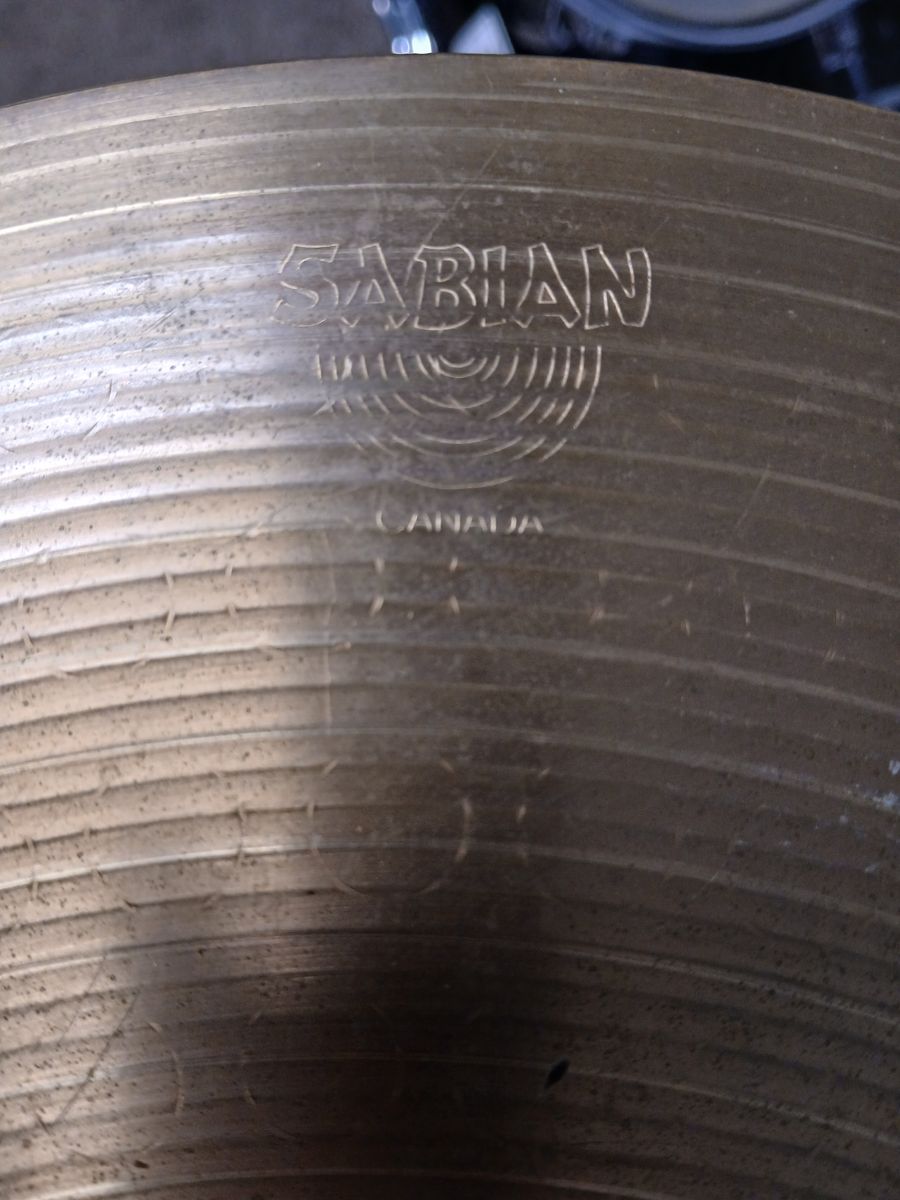 Main image 10