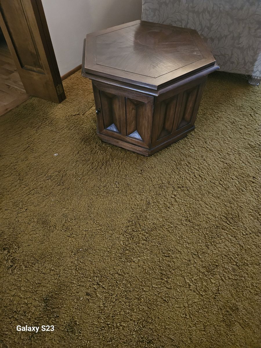Main image 3