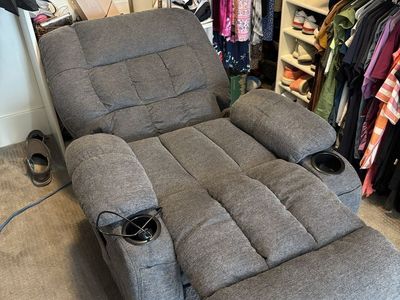 Power lift reclining sofa chair
