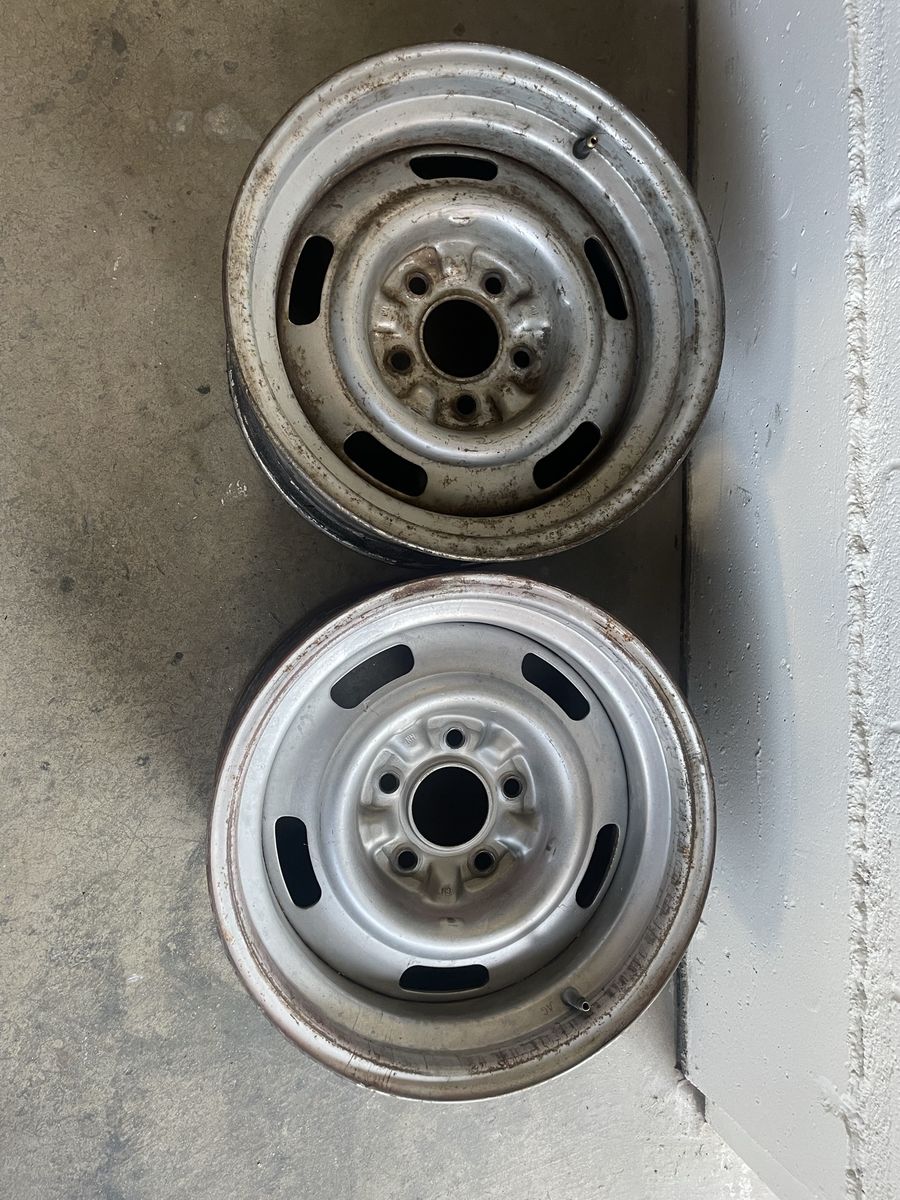 15x7 Rally Wheels 