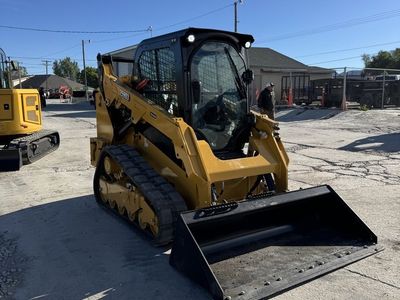 CAT 259 Track Skid Steer Rental – Large Dirt Work Machine