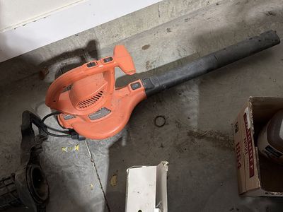 Black and Decker Leaf Blower Electric
