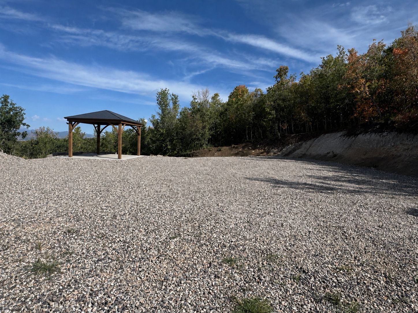 Main image 6
