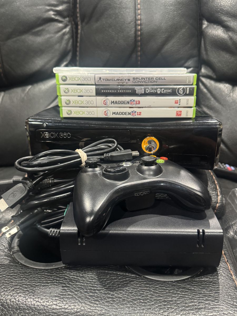 Xbox 360 Slim Bundle