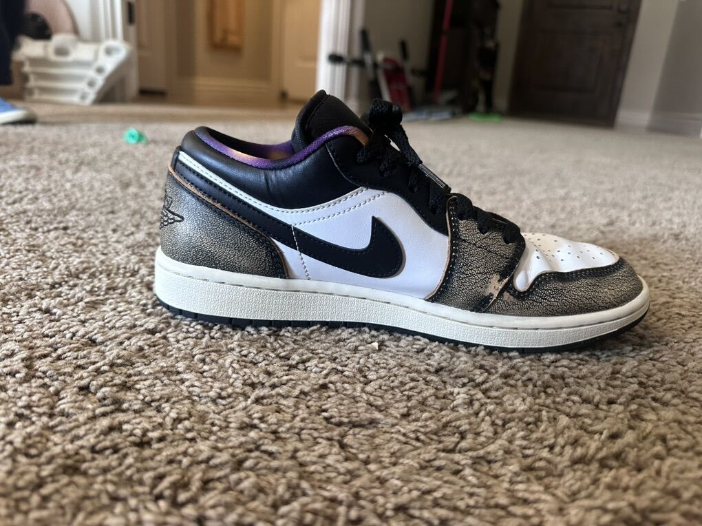 Jordan 1 Low SE wear away Yellow