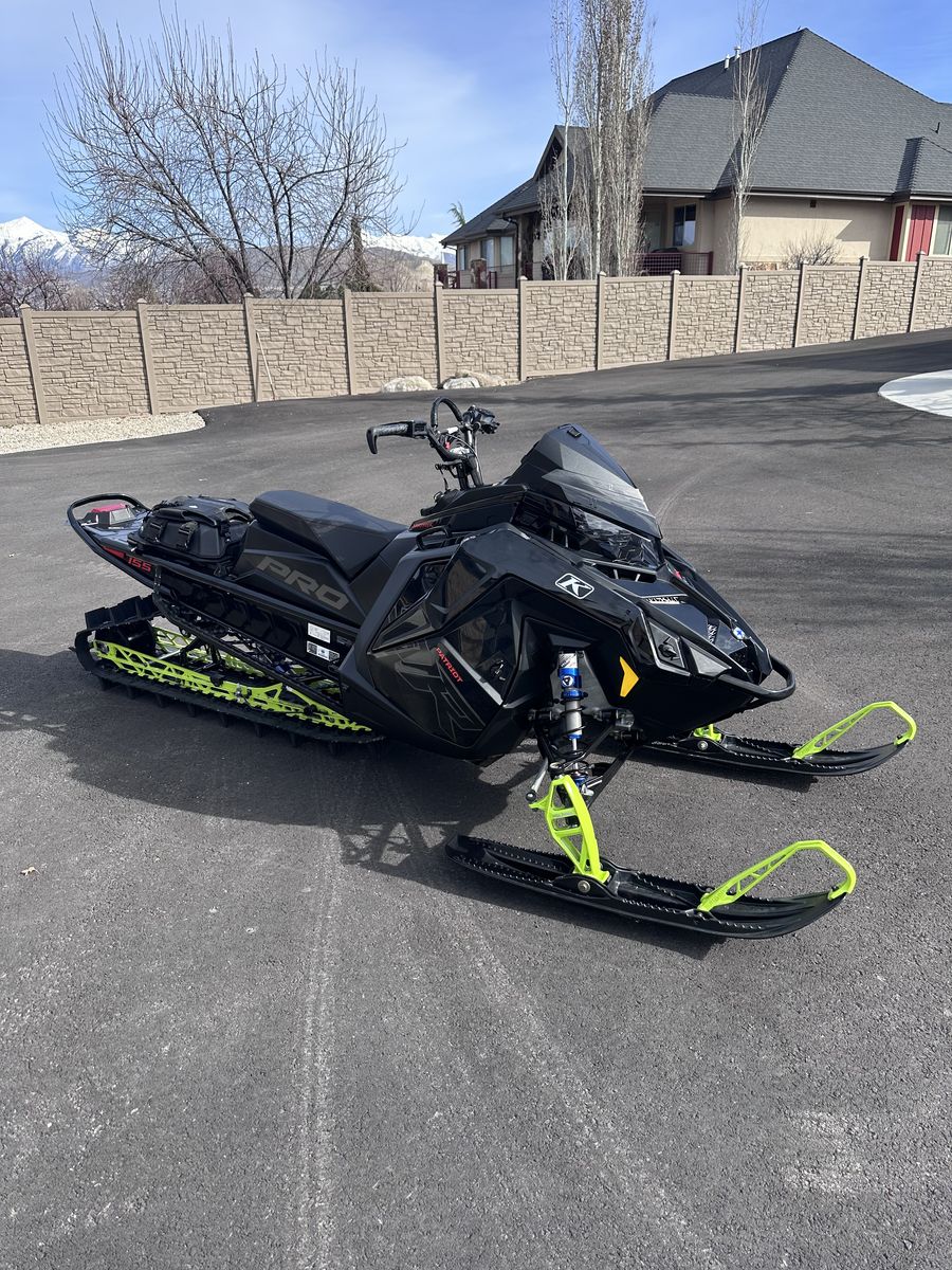 2023 Polaris 9R Pro RMK Matryx Slash 155