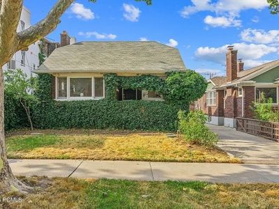 2 Rooms in 3 Bedroom House downtown SLC