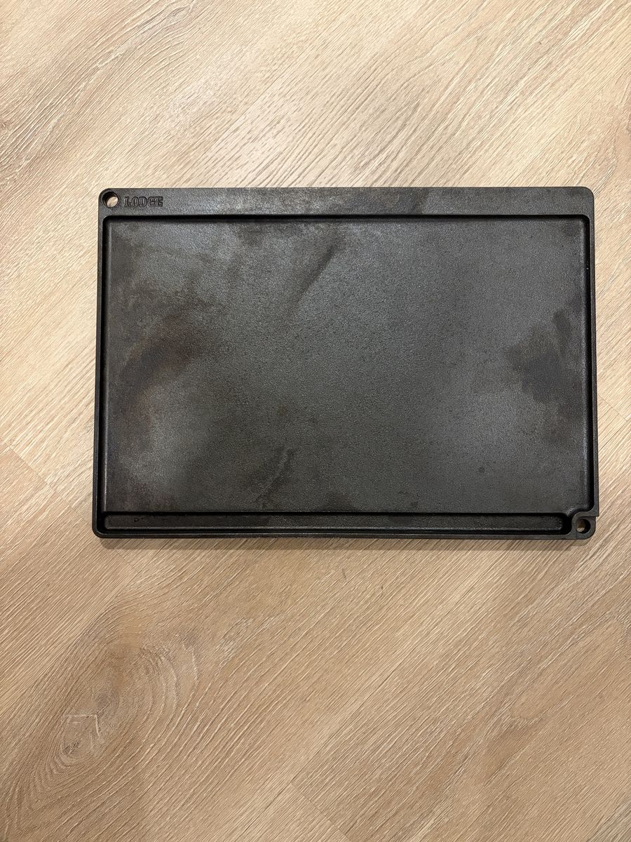 Lodge cast iron grill/griddle