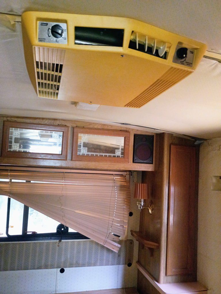 Main image 8