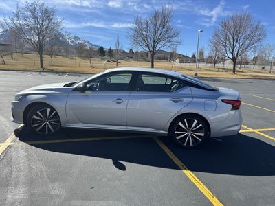 2021 Nissan Altima 2.0 SR