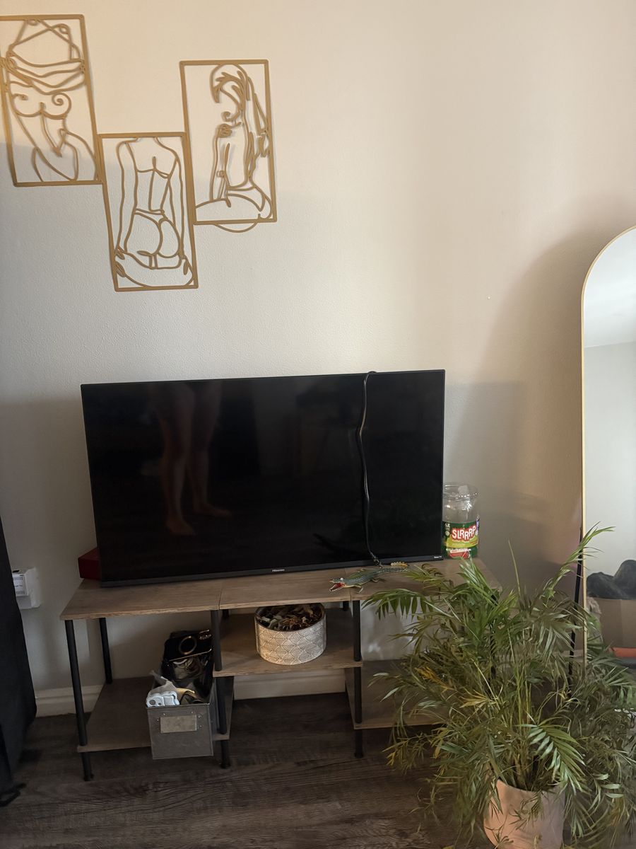 Tv stand