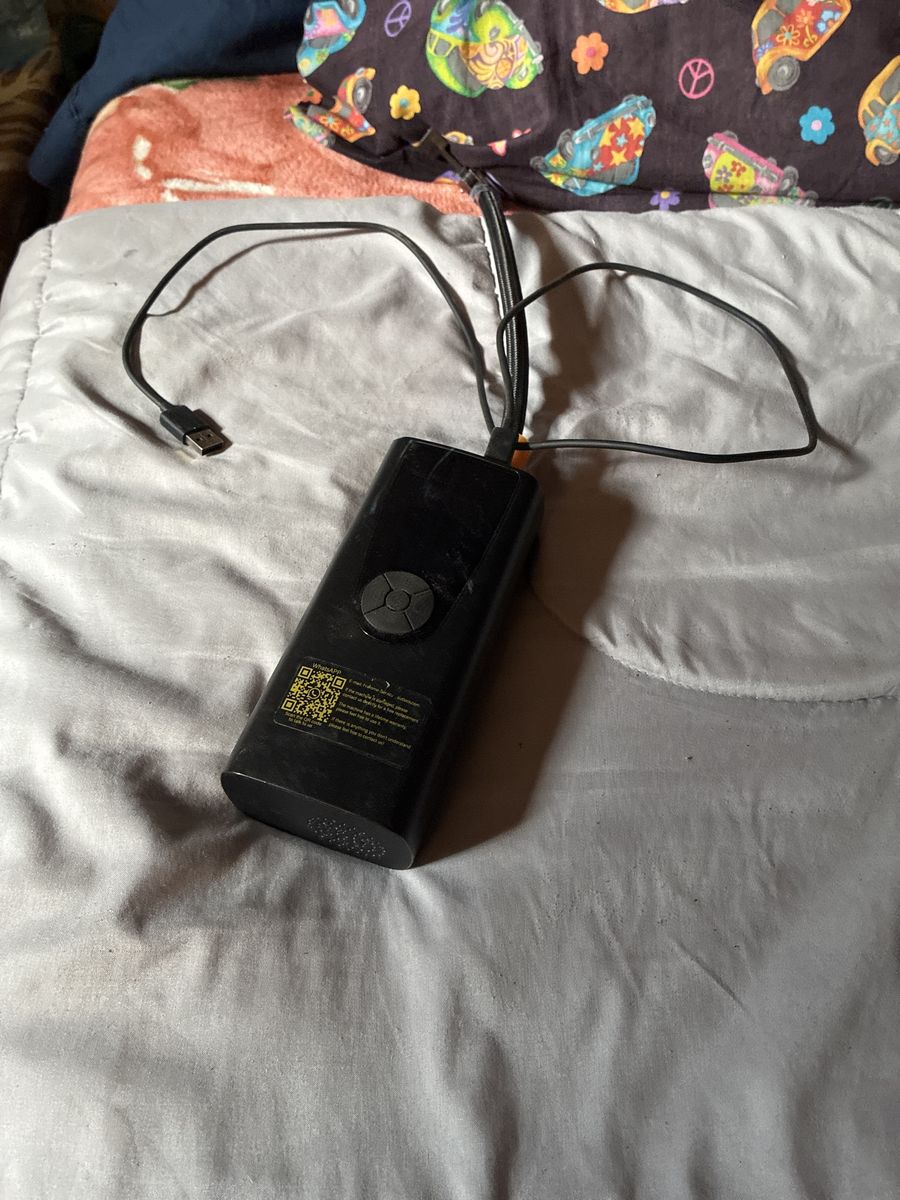 Rechargeable bike tire pump