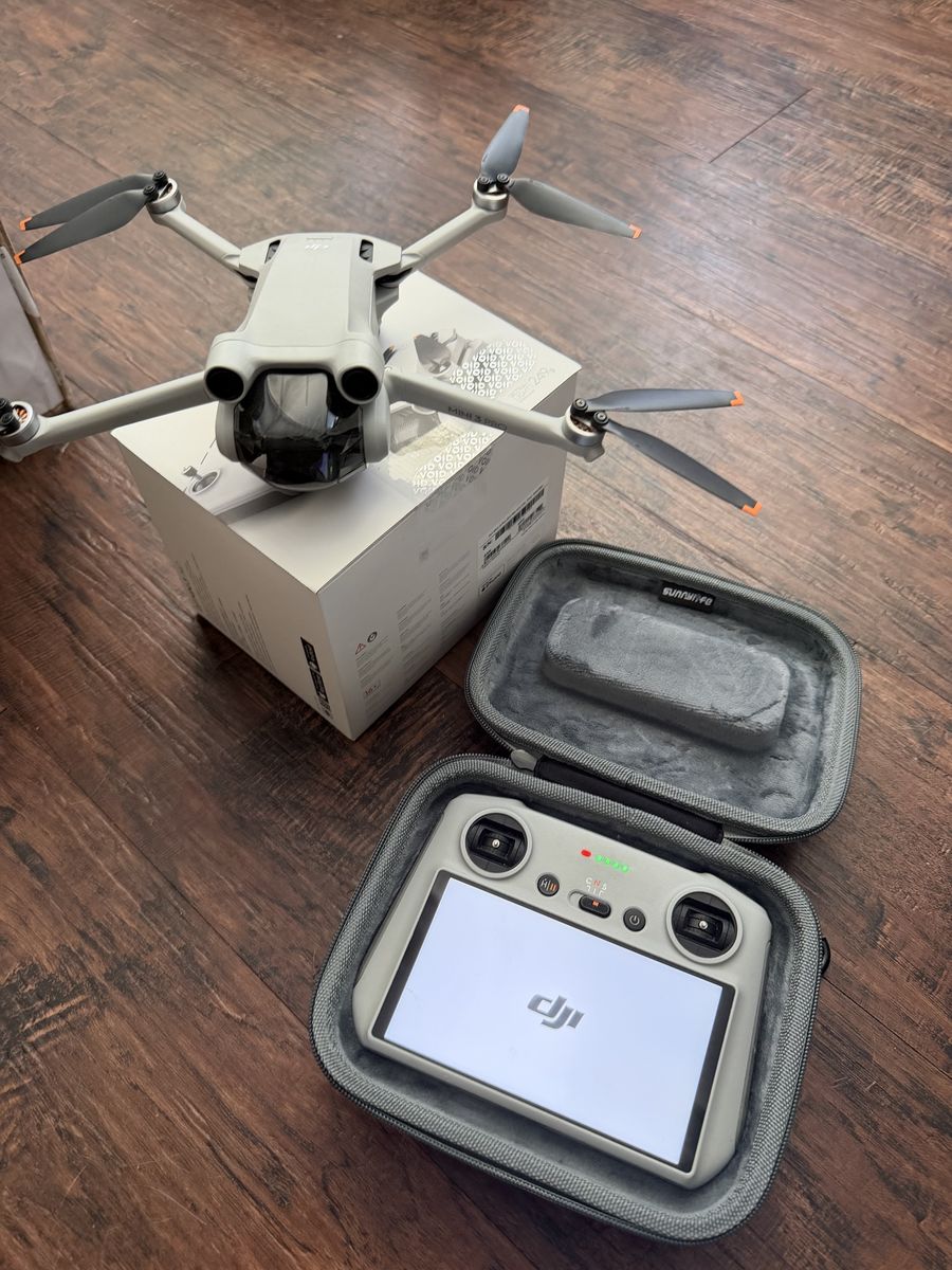 DJI Mini 3 Pro Drone with Smart Controller, Fly More Combo Accessories, Excellent Condition