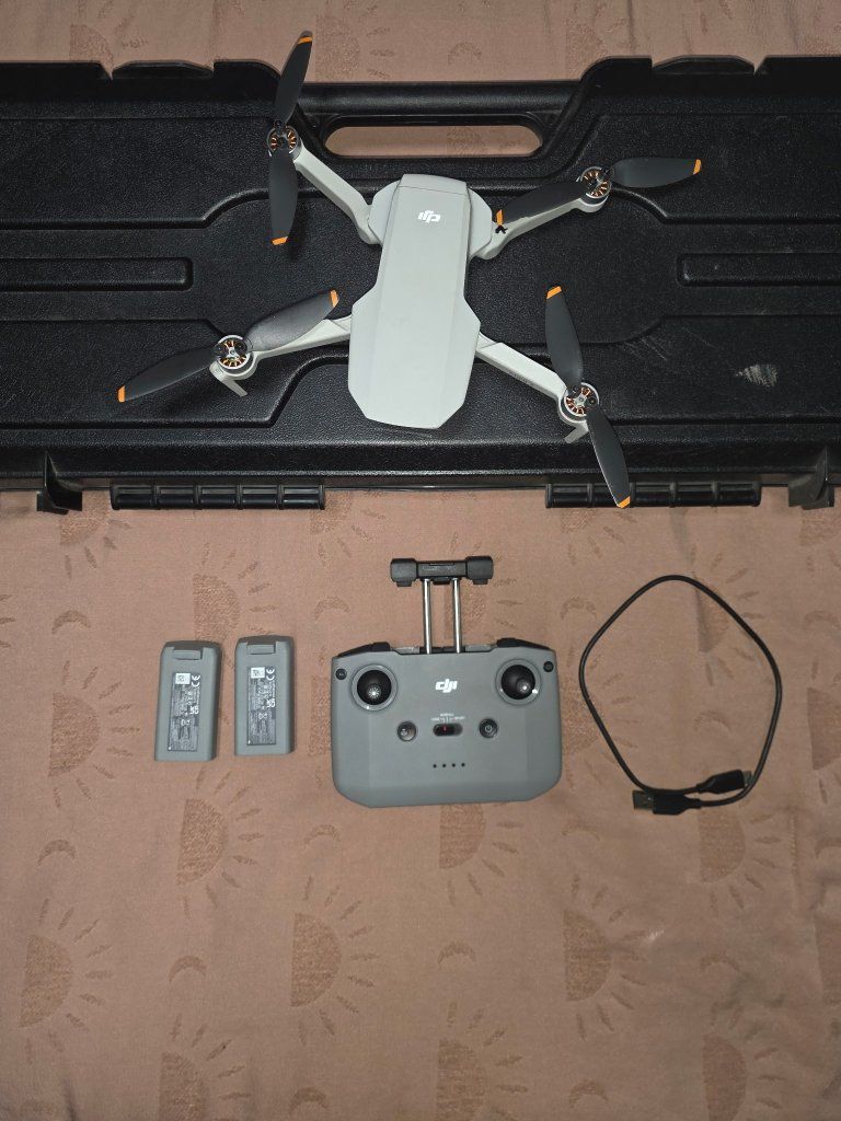 DJI Mini 2 4K Camera Drone Bundle with Remote Controller, Batteries & Hard Carrying Case
