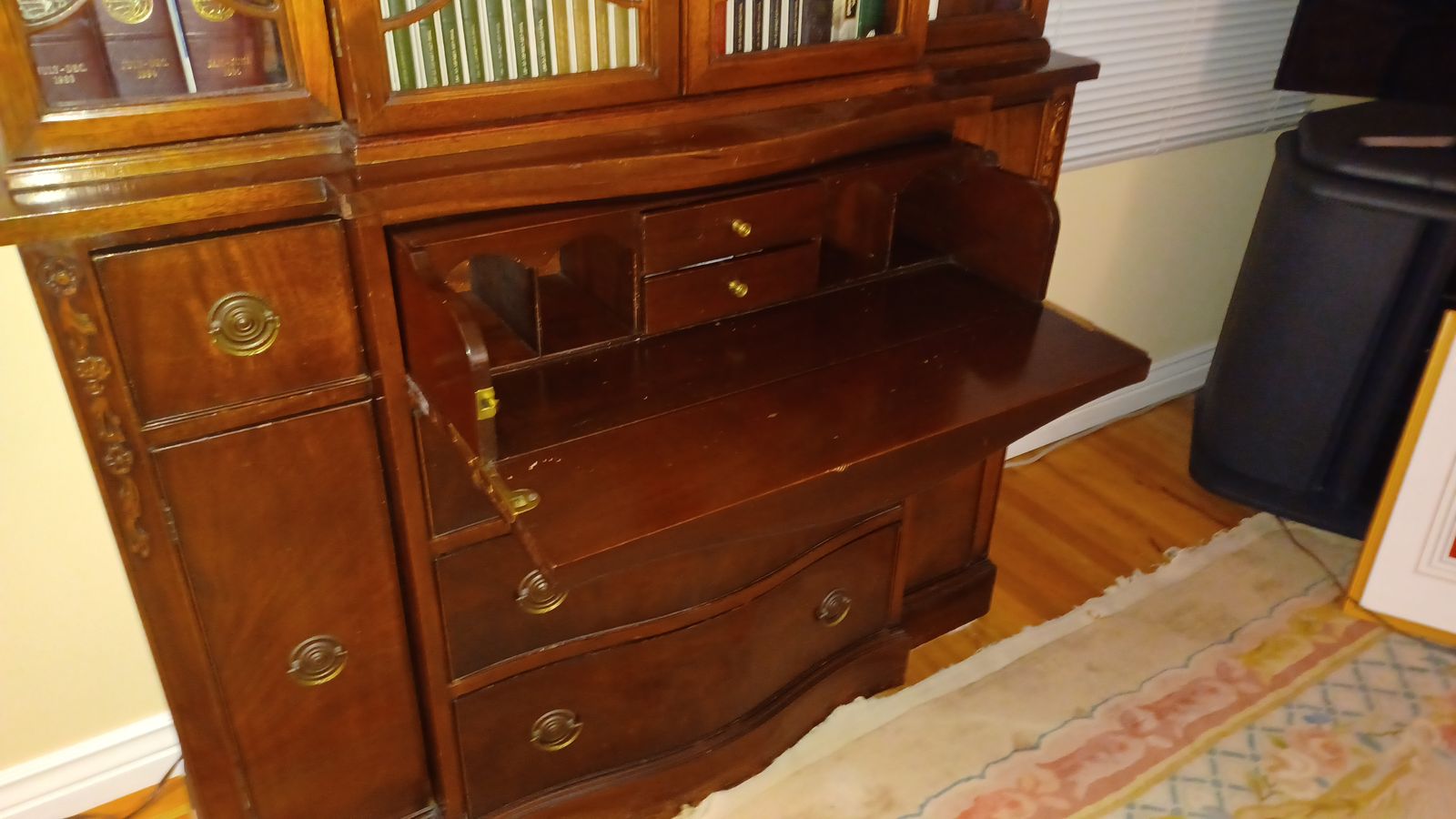 Main image 4