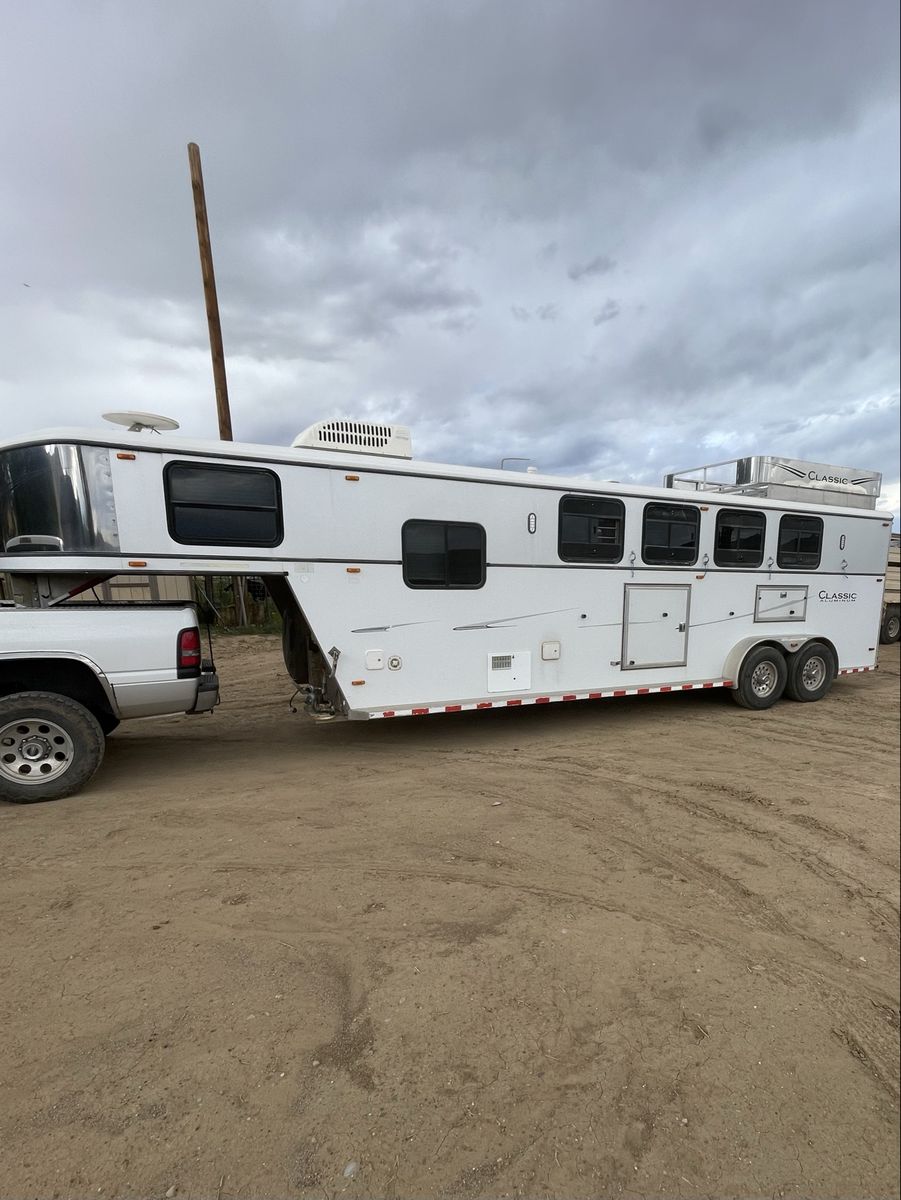 2003 classic 4 horse 