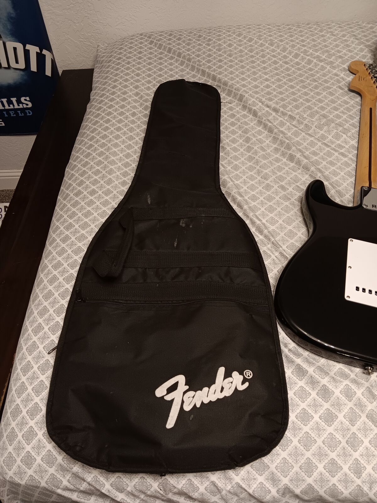 Fender staircaster guitar with bag and a staircaster 15g amp
