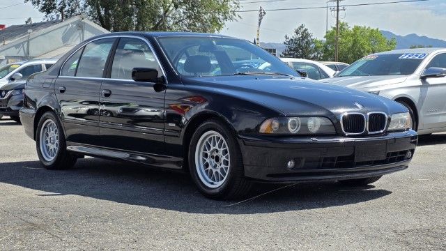 2001 BMW 5 Series 525i