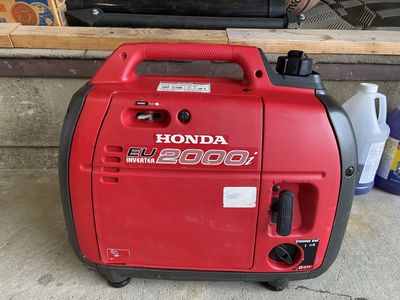 Honda 2000 EU i Generator for Sale.