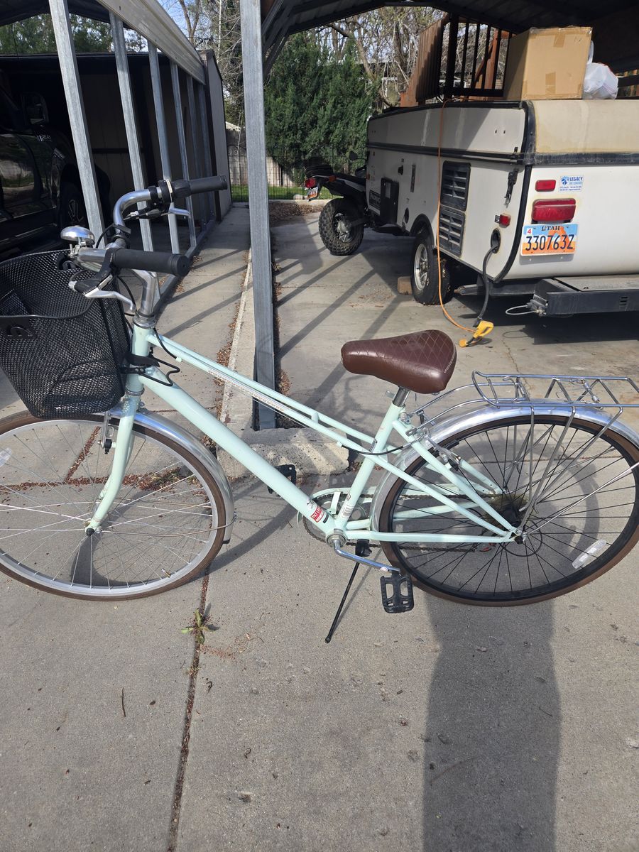 Schwin Admiral hybrid Bike