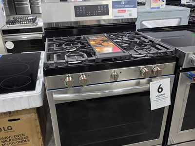 Frigidaire Gallery Freestanding Gas Range — 30 Inch, 5 Burners, Total Convection, Brand New