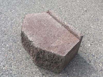 160 Used Retaining Wall Blocks - 12"x8"x4" Red/Brown Landscaping Edging Pavers