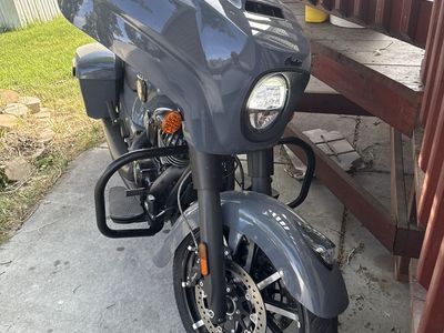 2021 Indian Chieftain Dark Horse Motorcycle - Aftermarket Bars & Windshield