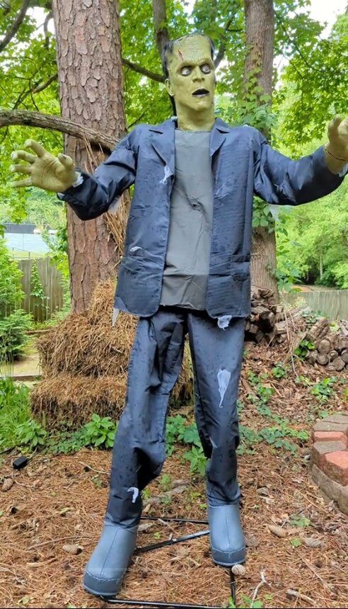 Home Depot 7' frankenstein halloween animatronic NEW