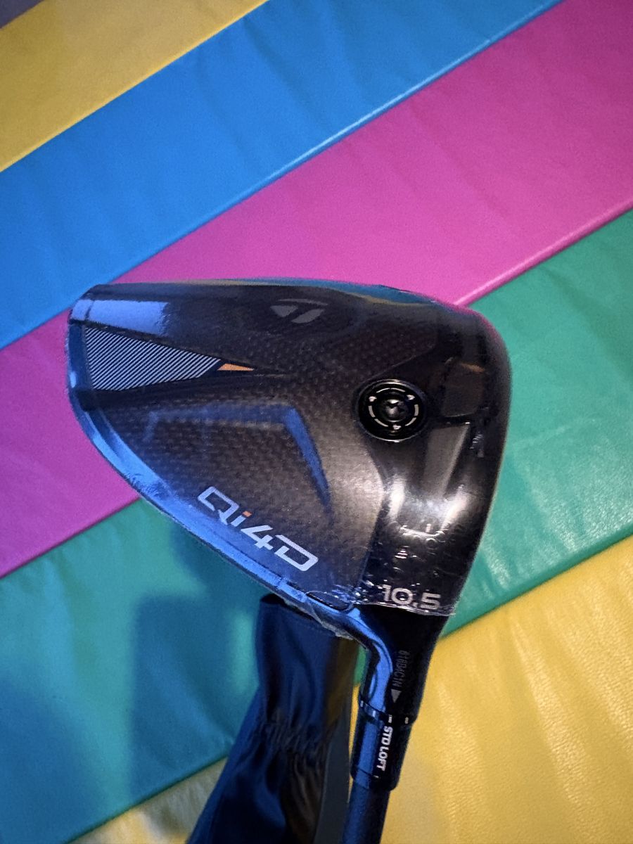 Qi4D 10.5 driver men’s right 50 A Reax Red. New.