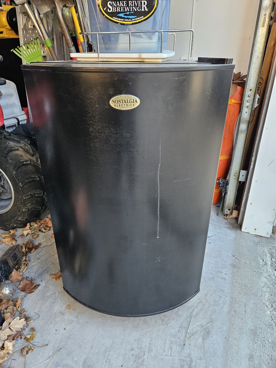 Nostalgia Kegerator