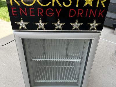ROCKSTAR mini fridge 18.5x18.5x32.5