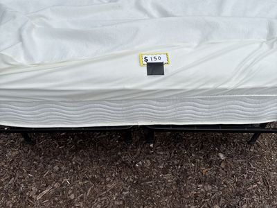 Full bed mattress and frame