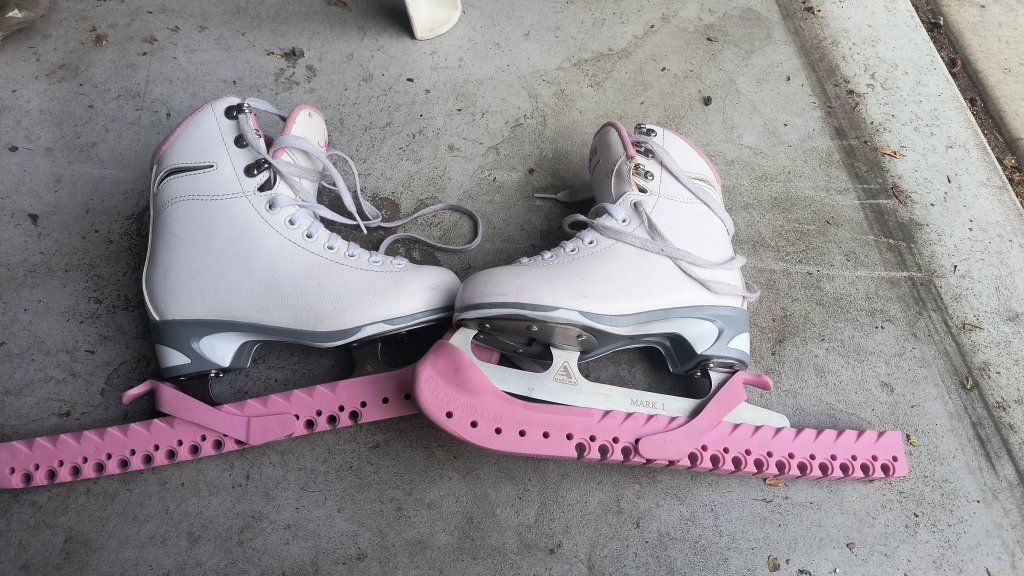 Mark I Ice Skates - White/Pink - Adjustable Blade Guards