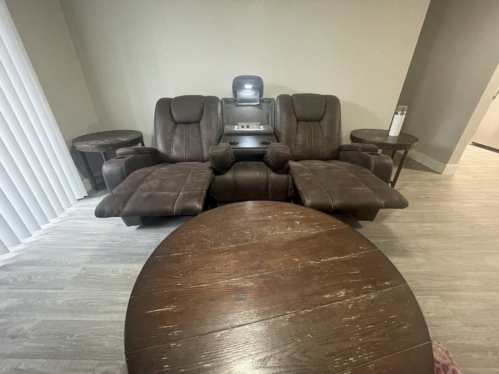 Living Room Set $650