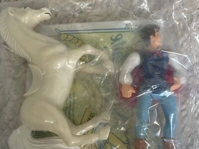 1992 prince florian Snow White happy meal toy