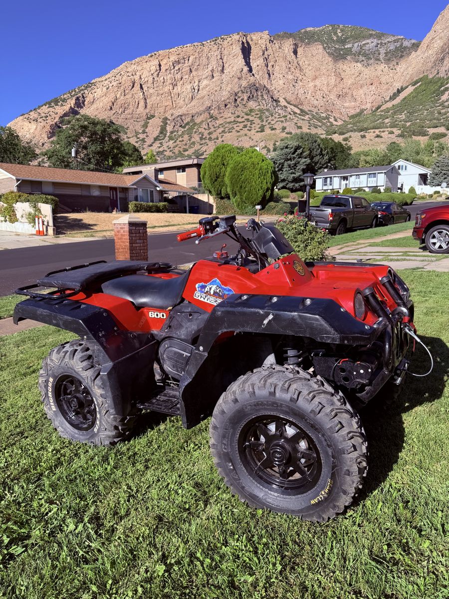 Yamaha Grizzly 600 ATV Red and Black Utility Quad