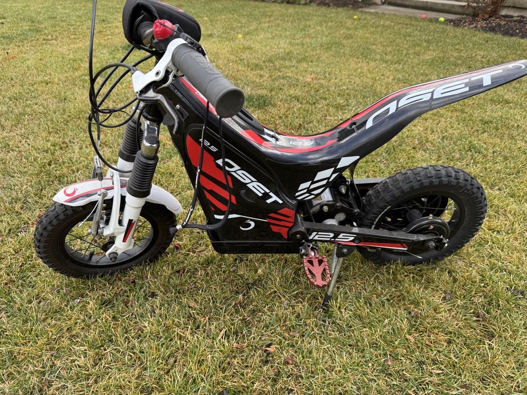 12.5 OSET ELECTRIC MOTORCYCLE