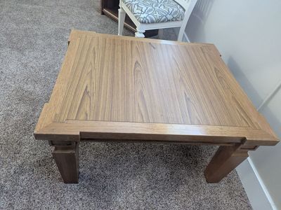 Coffee table heavy (2)